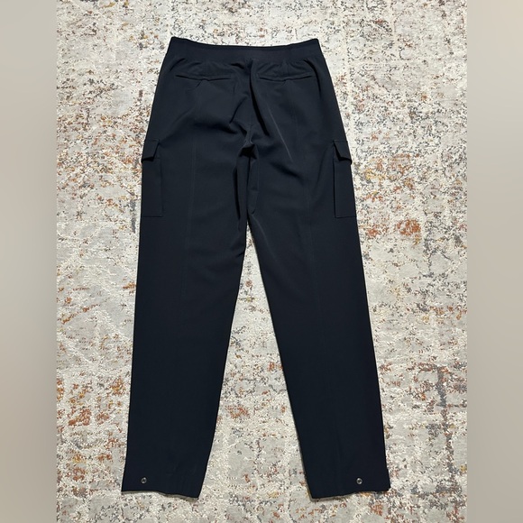 ATHLETA Endless High Rise Cargo Ankle Pant size 12 tall black - Picture 4 of 12
